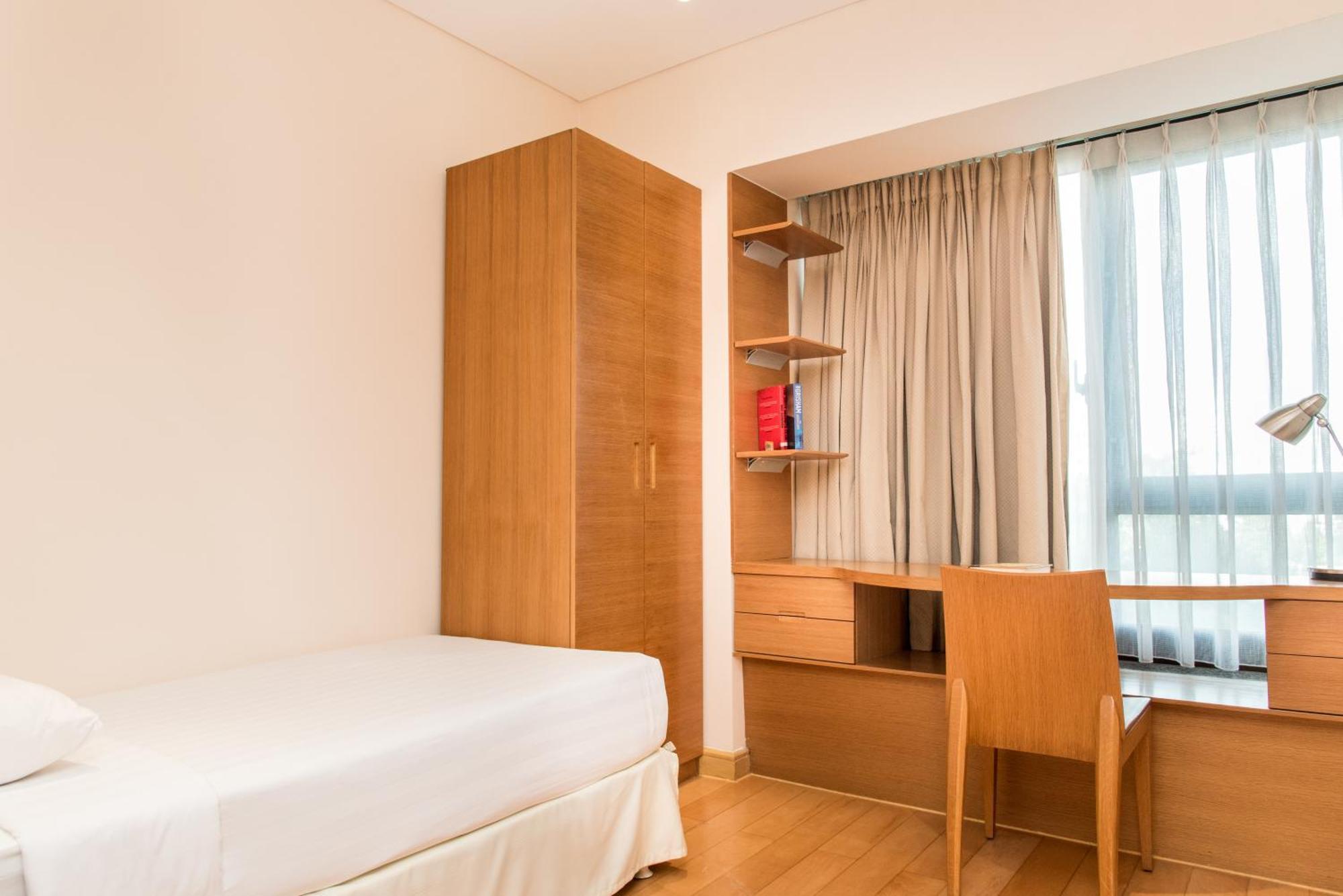 Aparthotel Sherwood 5*